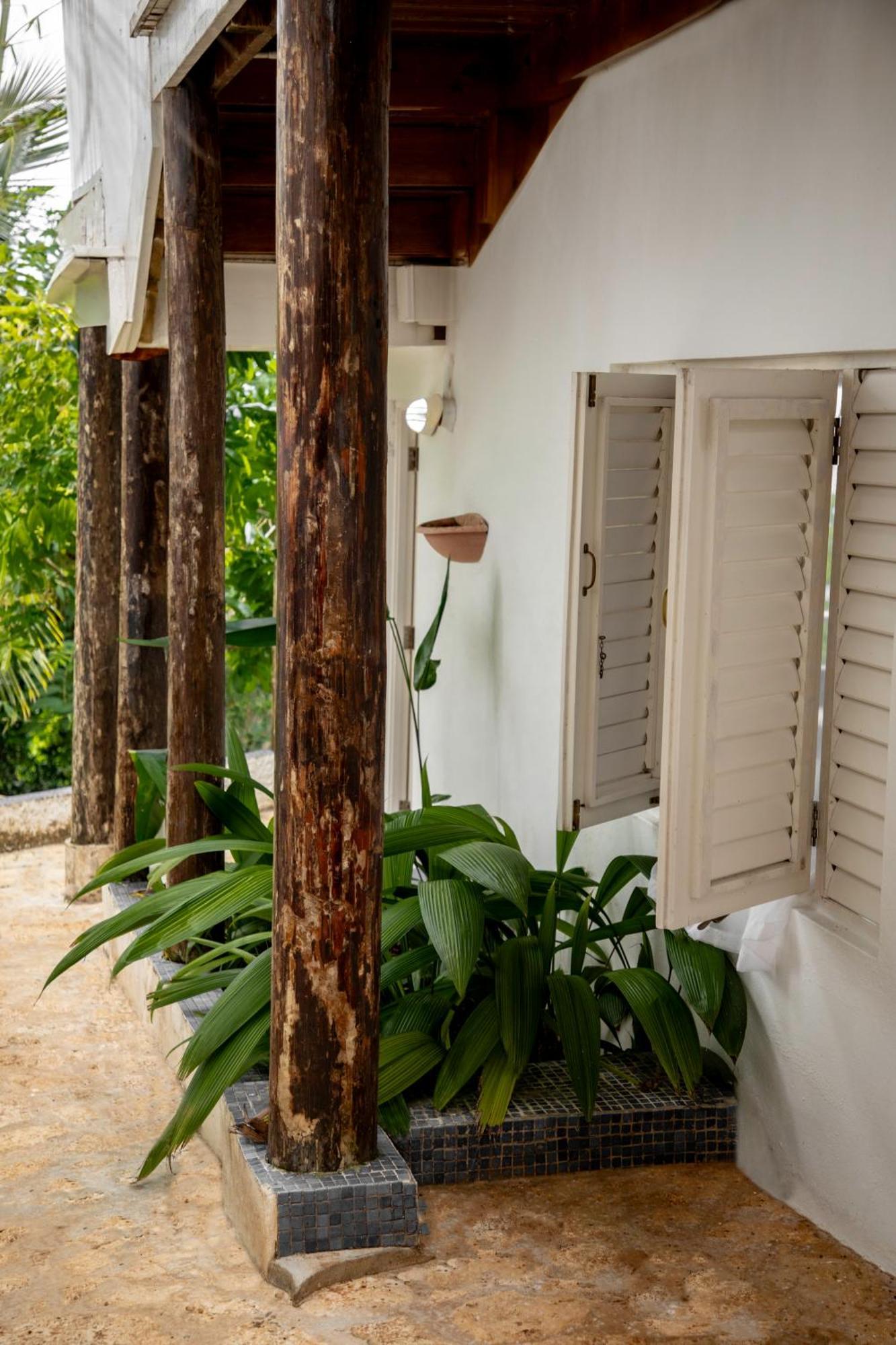 Lf Jungle Retreat Hotell Drapers Eksteriør bilde