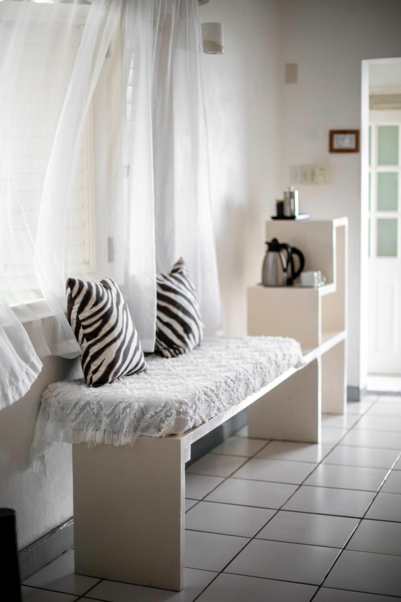 Lf Jungle Retreat Hotell Drapers Eksteriør bilde